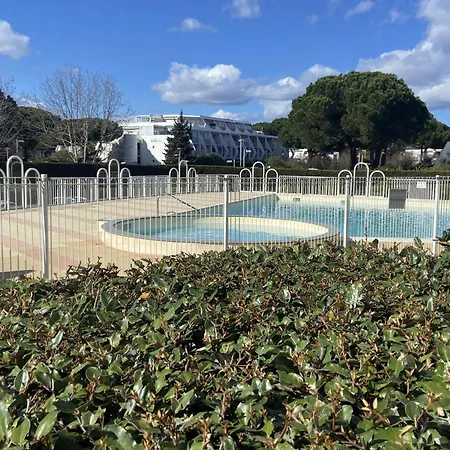 Sol-y-days Flamants Roses, Rez-de-jardin Avec Piscine Apartment *